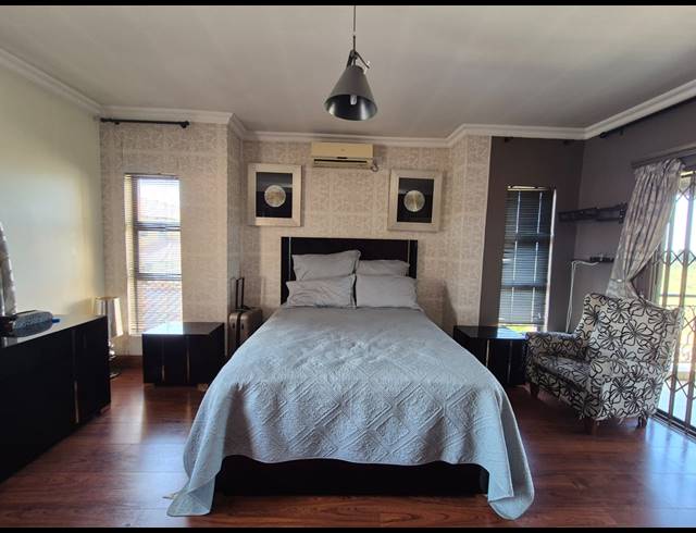 6 BEDROOM HOUSE FOR SALE IN VANDERBIJLPARK SE 8